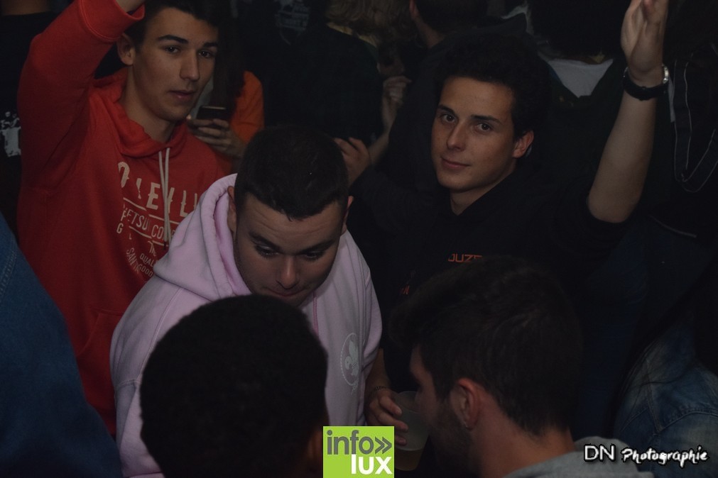 //media/jw_sigpro/users/0000002463/vance vendrdi/k 162